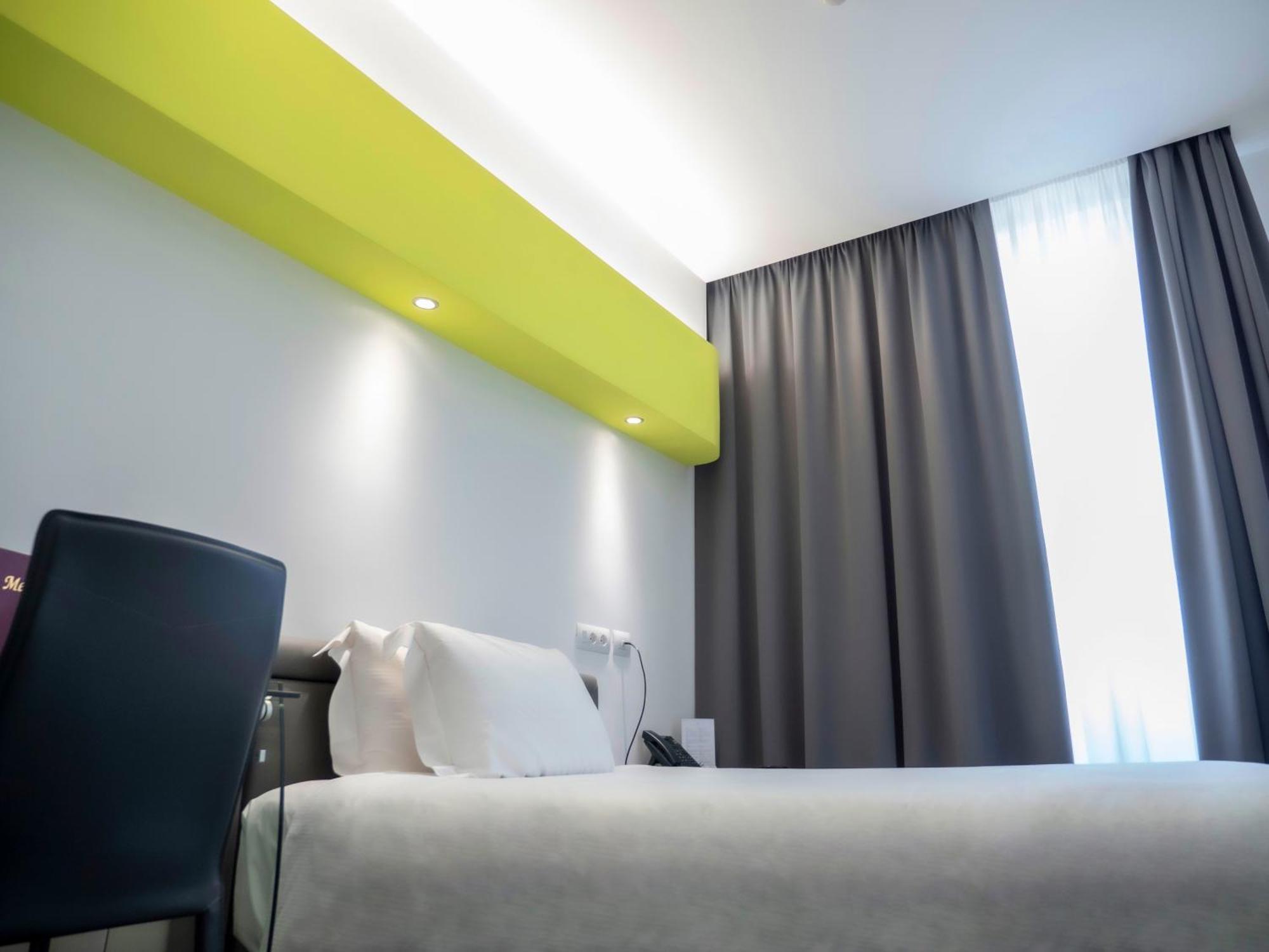 Loto Business Hotel Rome Exterior photo